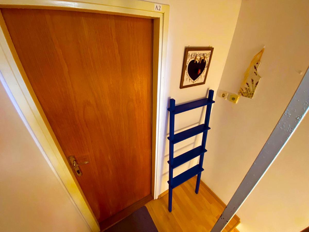 Sailor Apartments Đảo Pag Ngoại thất bức ảnh