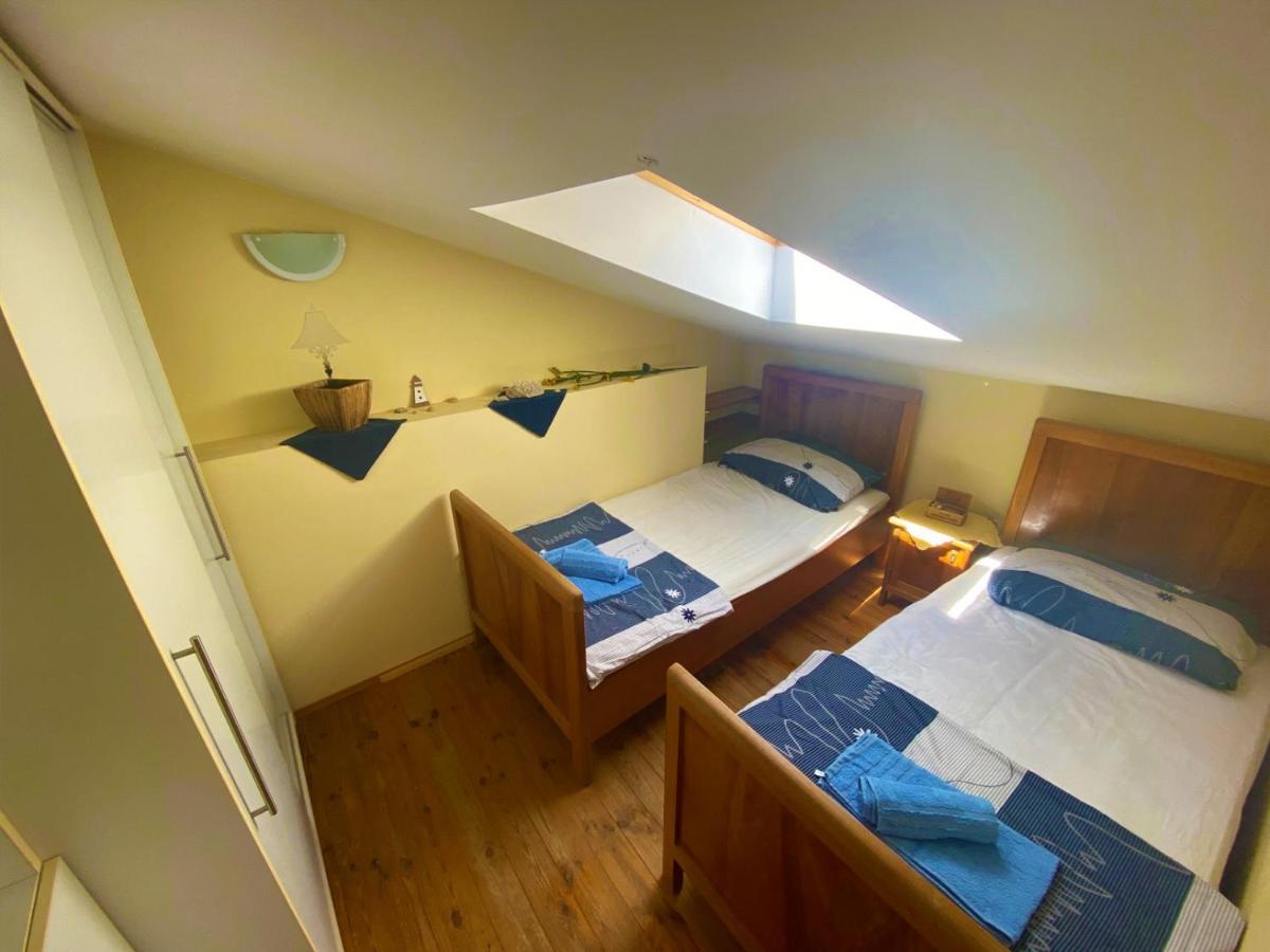 Sailor Apartments Đảo Pag Ngoại thất bức ảnh